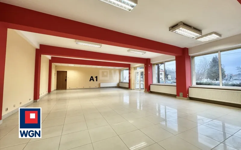 Lokal usługowy na  sprzedaż Poręba - Piękny lokal po remoncie, cały parter w centrum Poręby